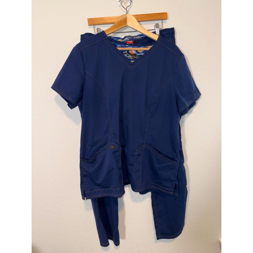 Dickies Scrub Set (Top + Pants) – Size XL